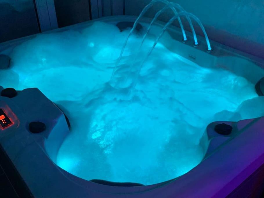 Perfect Couple Retreat To Unwind&Relax With Hottub Lägenhet Peacehaven Exteriör bild