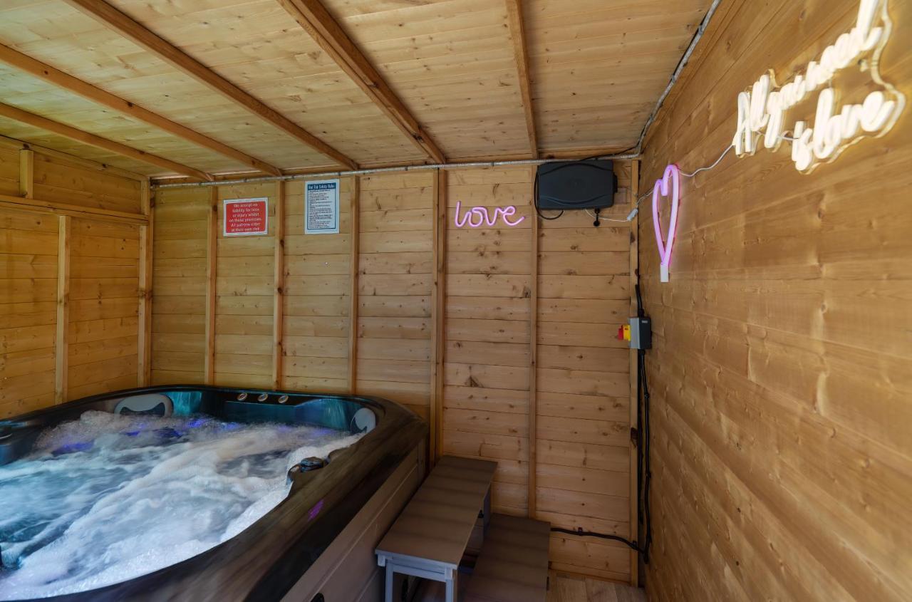 Perfect Couple Retreat To Unwind&Relax With Hottub Lägenhet Peacehaven Exteriör bild